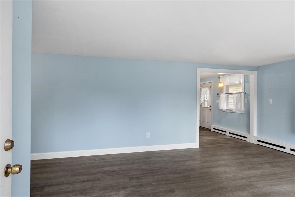 37 Lindsay Road Billerica, MA 01821 - Photo 18 of 41