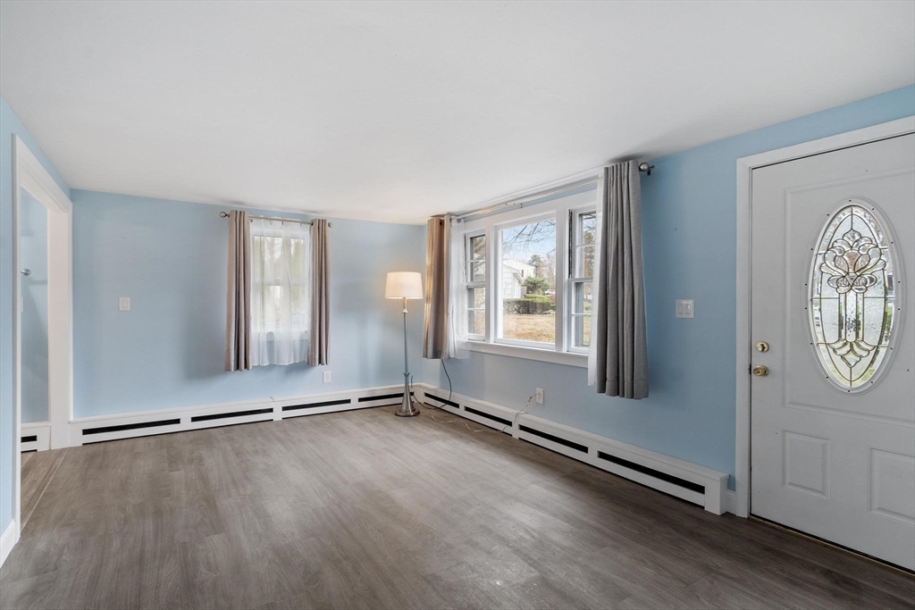 37 Lindsay Road Billerica, MA 01821 - Photo 19 of 41