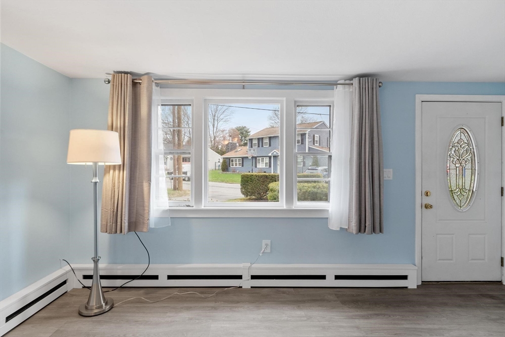 37 Lindsay Road Billerica, MA 01821 - Photo 22 of 41