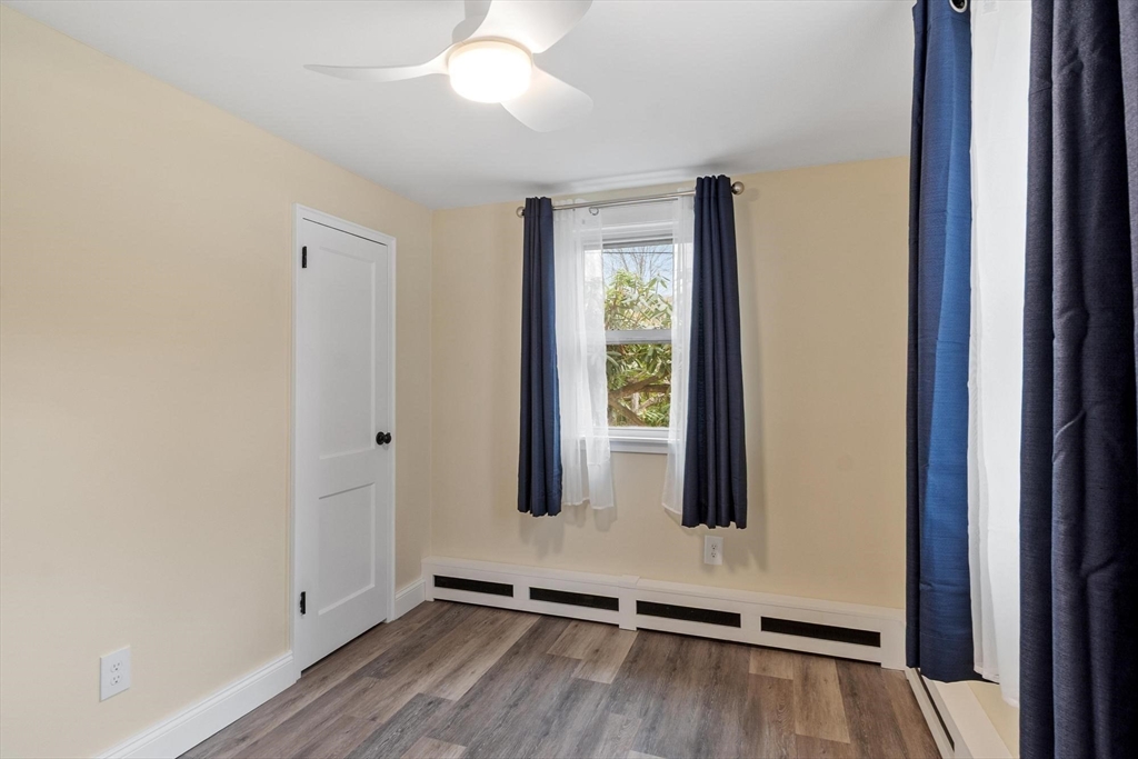 37 Lindsay Road Billerica, MA 01821 - Photo 34 of 41