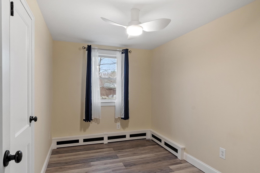 37 Lindsay Road Billerica, MA 01821 - Photo 39 of 41