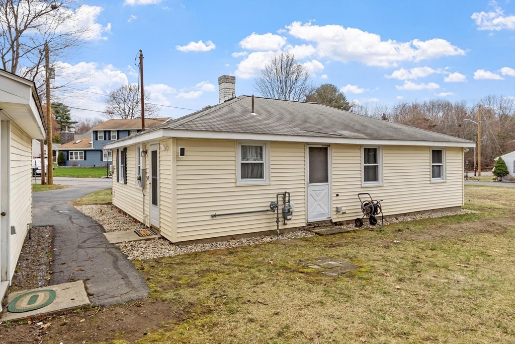 37 Lindsay Road Billerica, MA 01821 - Photo 10 of 41