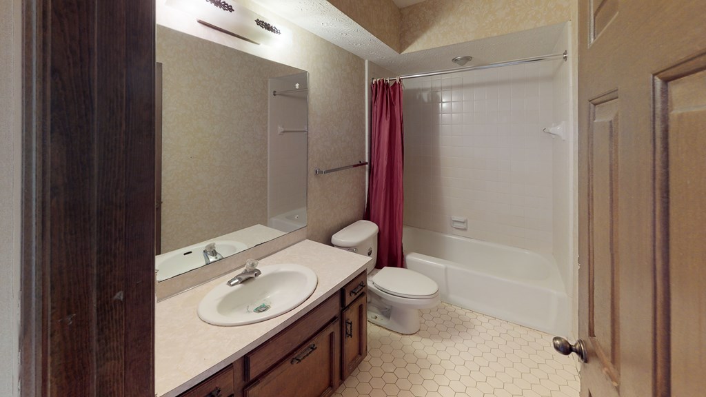 8425 McKee Road Upatoi, GA 31829 - Photo 15 of 30 Hall bath outside bedrooms