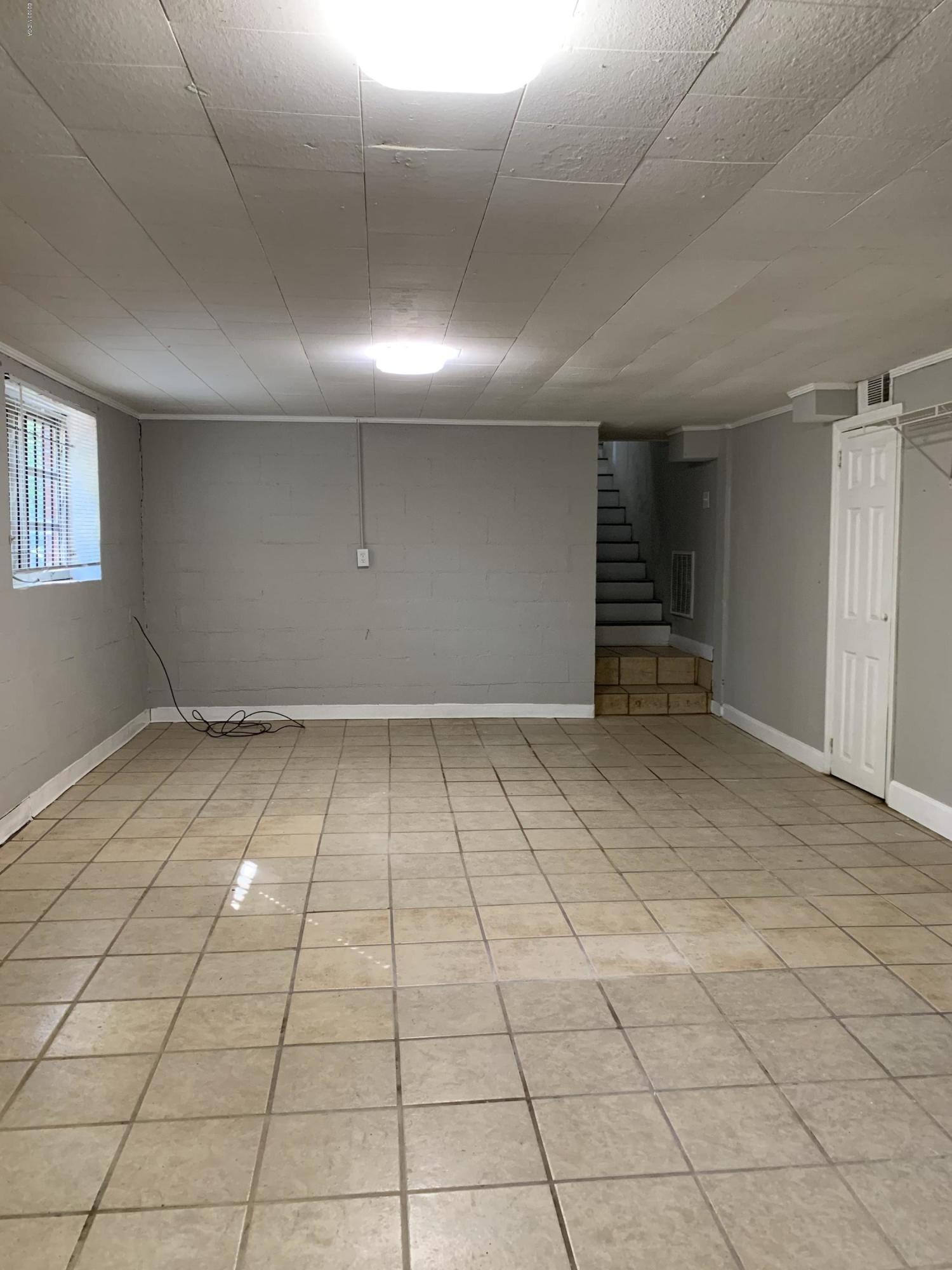 1330 Briarcliff Road Macon, GA 31211 - Photo 28 of 47 Briarcliff finished basement