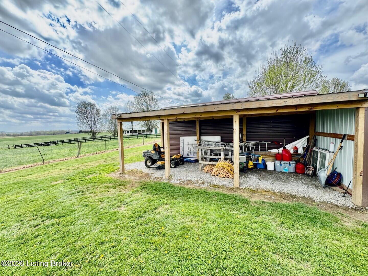 1024 McLain Road Springfield, KY 40069 - Photo 30 of 32 030_LeanTo