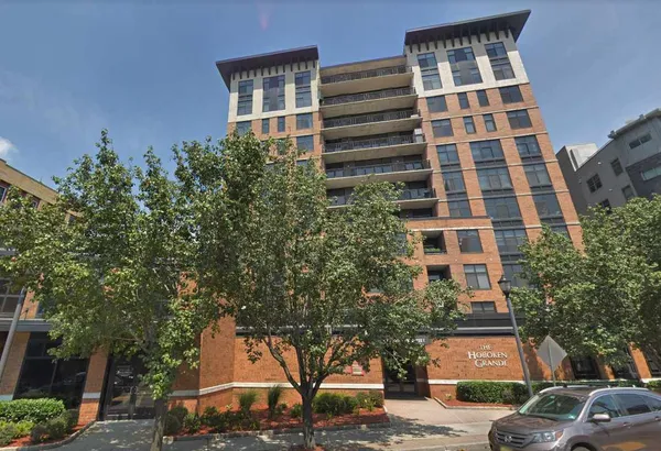 $4,400 | 610 Newark Street, Unit 5H, Hoboken, NJ 07030