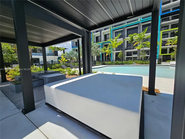 $2,851 | 4400 Sunrise Boulevard, Unit L2A, Plantation, FL 33317