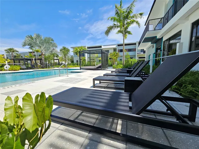 $2,851 | 4400 Sunrise Boulevard, Unit L2A, Plantation, FL 33317