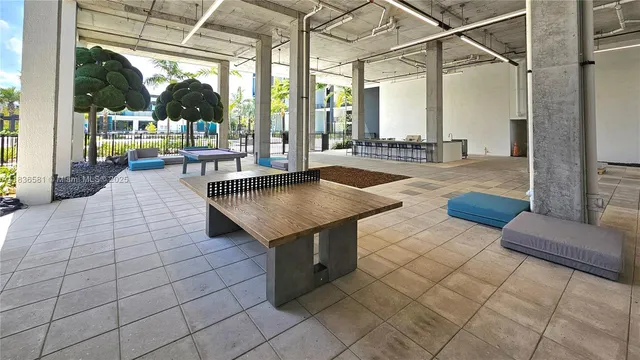 $2,851 | 4400 Sunrise Boulevard, Unit L2A, Plantation, FL 33317