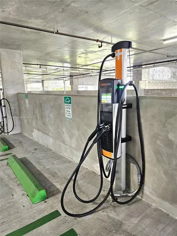 $2,851 | 4400 Sunrise Boulevard, Unit L2A, Plantation, FL 33317