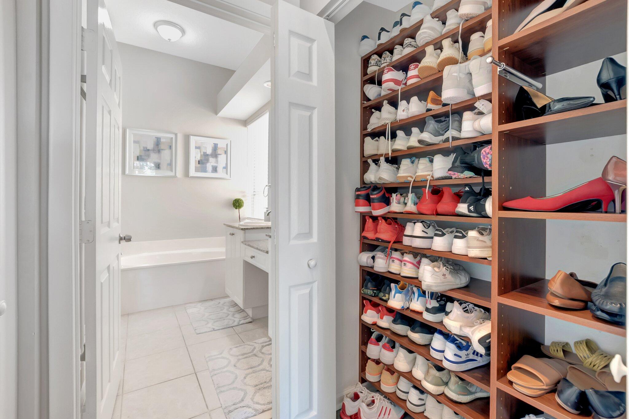 23490 Torre Circle Boca Raton, FL 33433 - Photo 31 of 55 32-web-or-mls-DSC_0261