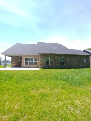 $2,300 | 818 Bluegrass Trail, Kokomo, IN 46901