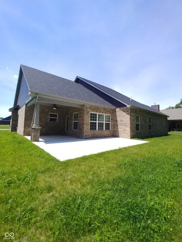 $2,300 | 818 Bluegrass Trail, Kokomo, IN 46901
