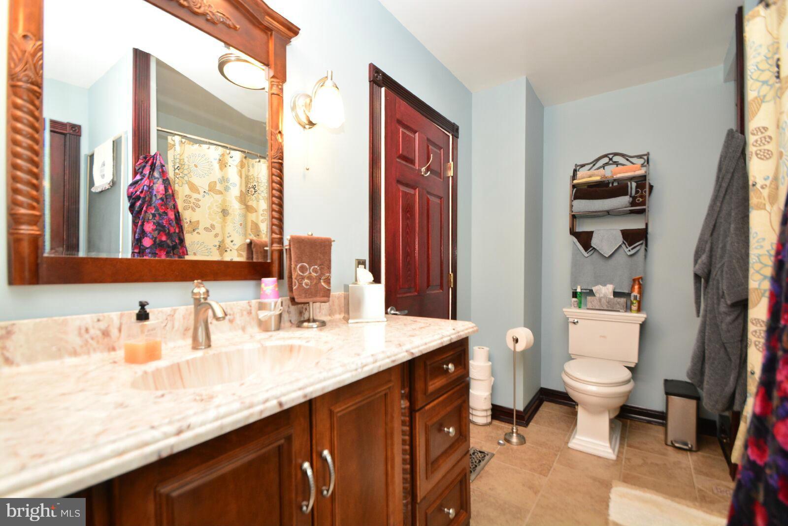 9128 Philadelphia Road Baltimore, MD 21237 - Photo 14 of 30 Bath (Master)