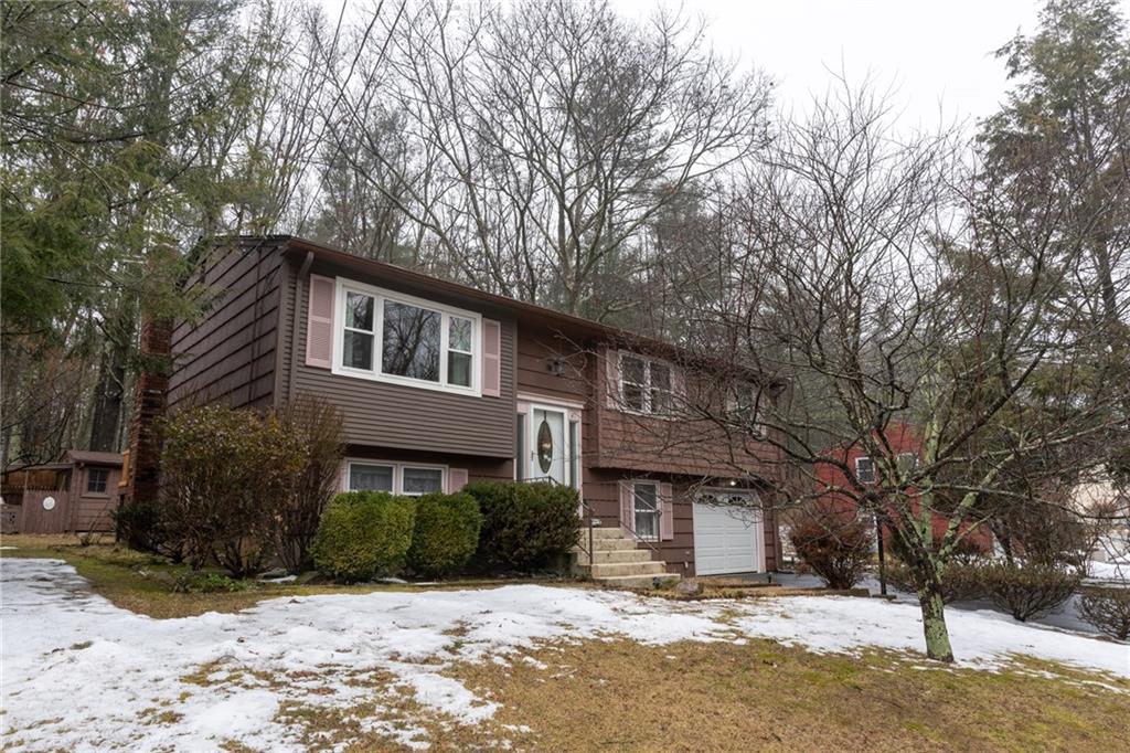 47 Old North Road Coventry, RI 02816 - Photo 2 of 18