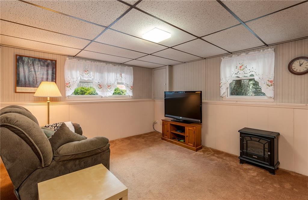 47 Old North Road Coventry, RI 02816 - Photo 12 of 18