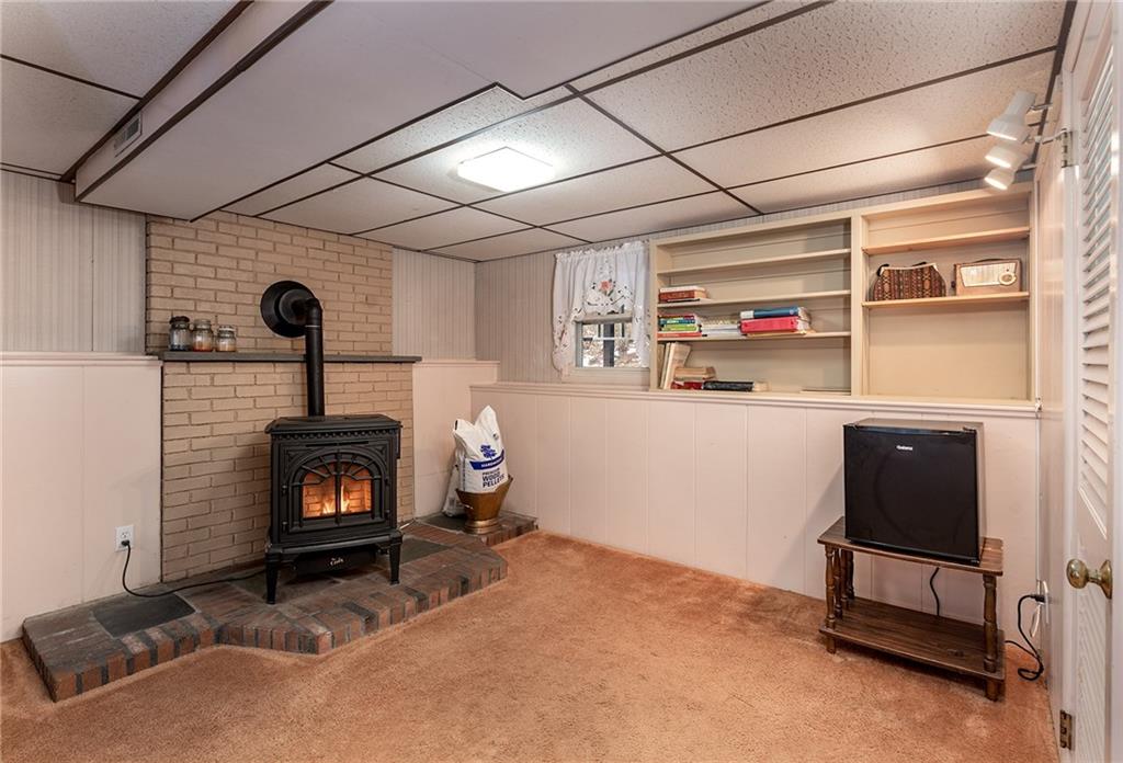 47 Old North Road Coventry, RI 02816 - Photo 13 of 18