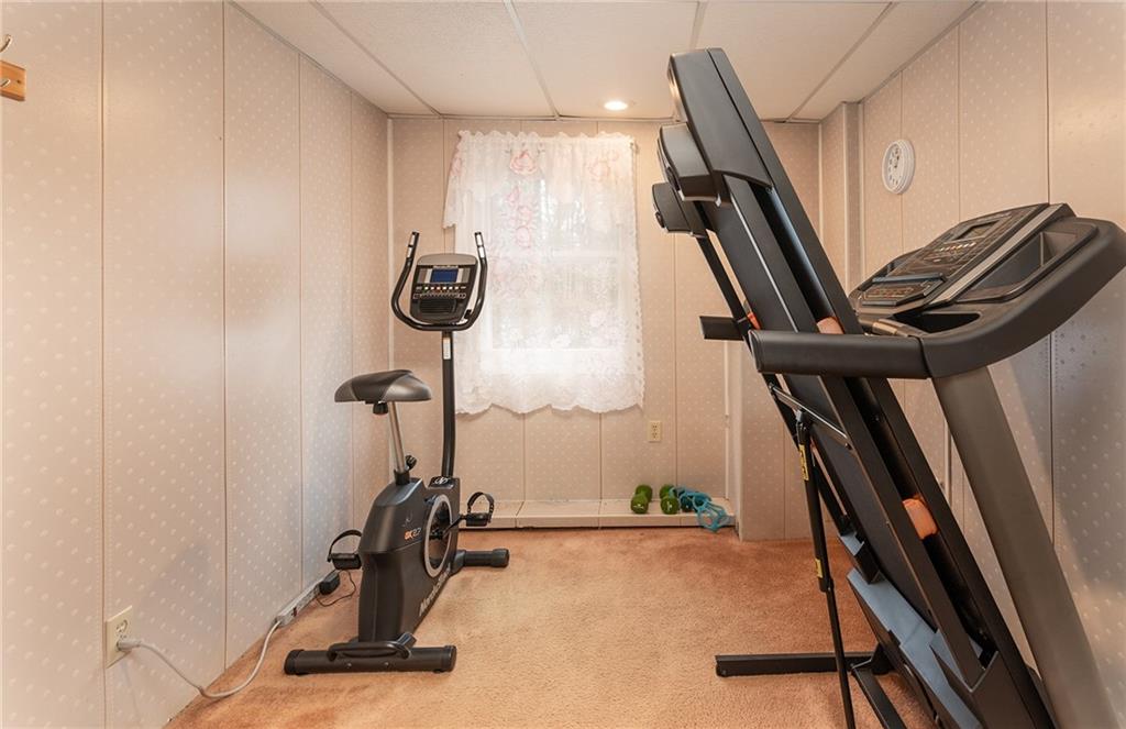 47 Old North Road Coventry, RI 02816 - Photo 15 of 18