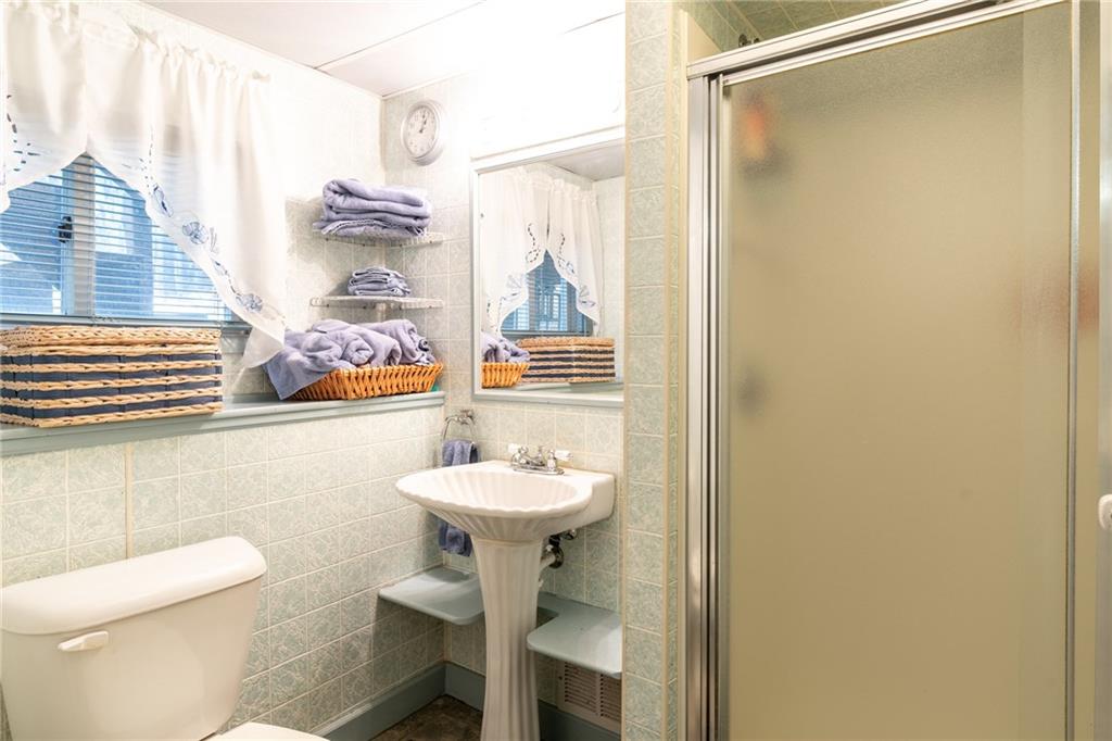 47 Old North Road Coventry, RI 02816 - Photo 16 of 18