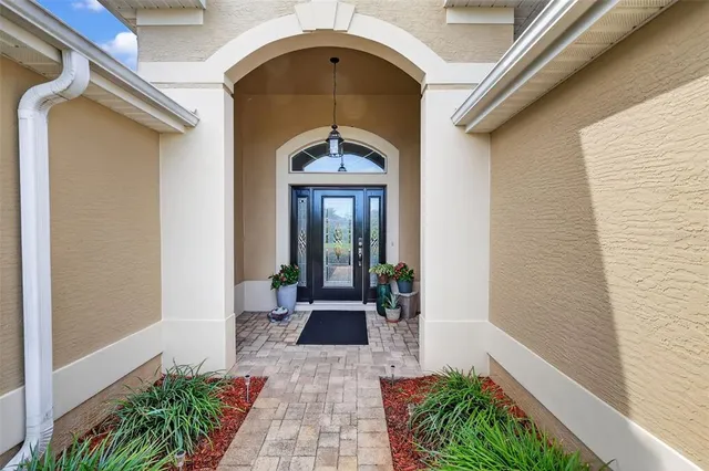 $449,800 | 10063 Lake Miona Way, Oxford, FL 34484