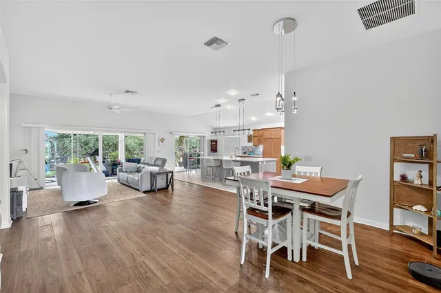 $449,800 | 10063 Lake Miona Way, Oxford, FL 34484