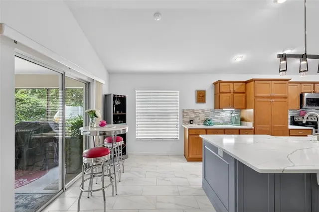 $449,800 | 10063 Lake Miona Way, Oxford, FL 34484