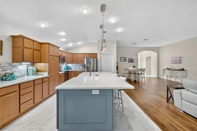 $449,800 | 10063 Lake Miona Way, Oxford, FL 34484