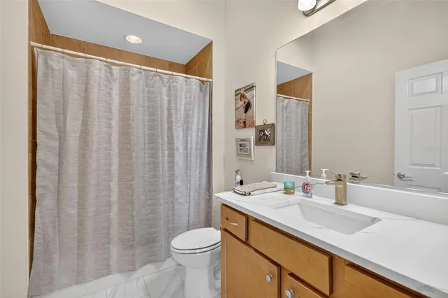 $449,800 | 10063 Lake Miona Way, Oxford, FL 34484