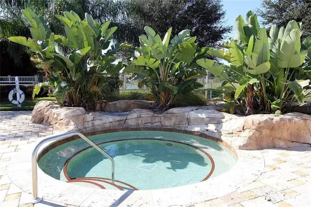 $449,800 | 10063 Lake Miona Way, Oxford, FL 34484