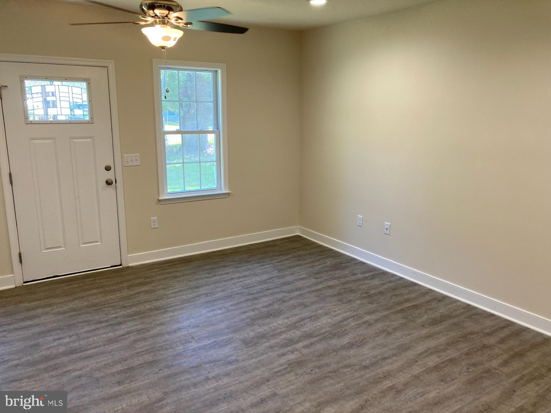 351 Rolando Drive Colonial Beach, VA 22443 - Photo 3 of 16