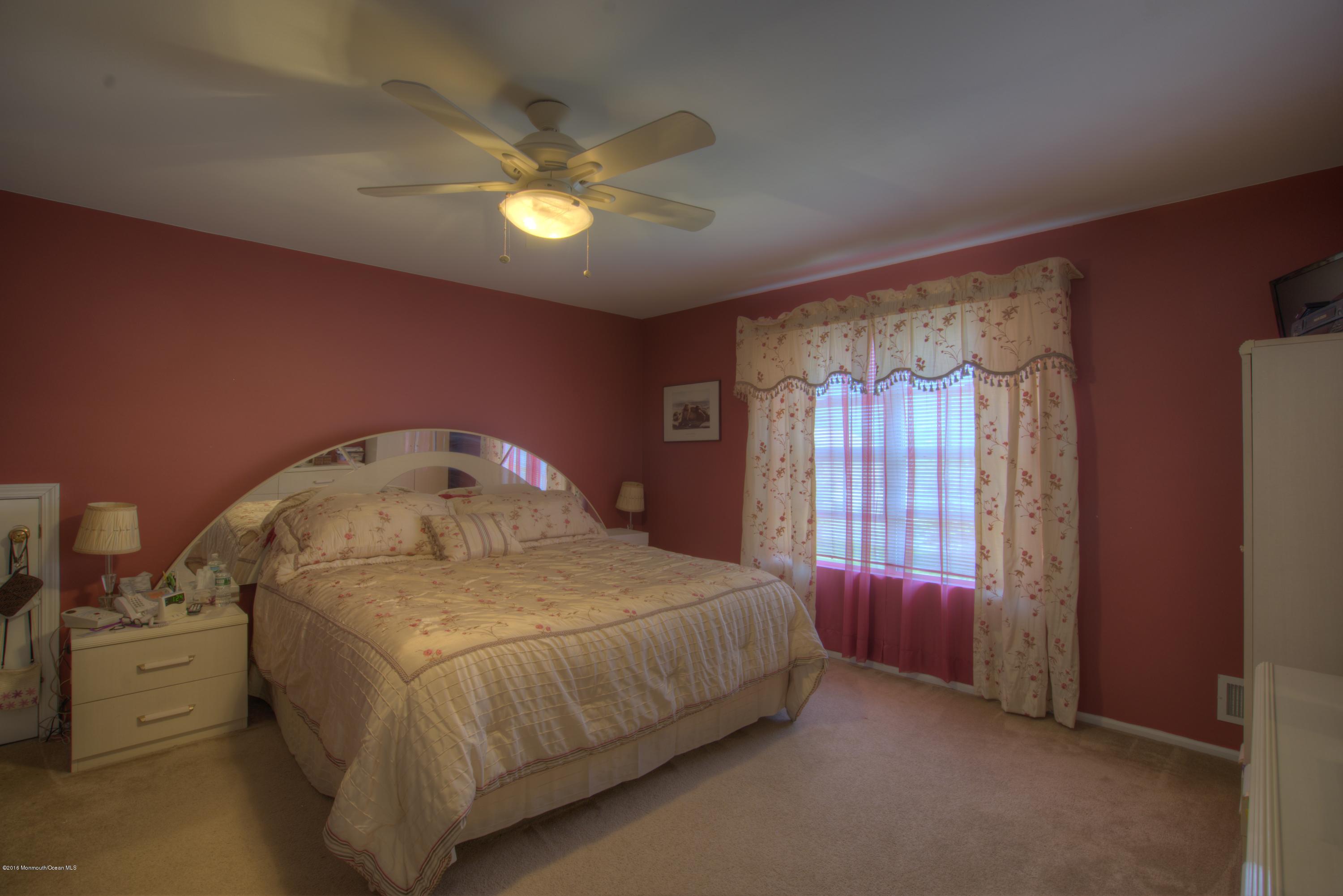 8 Yaffa Road Bayville, NJ 08721 - Photo 11 of 23 DSC00126_27_28_29_30