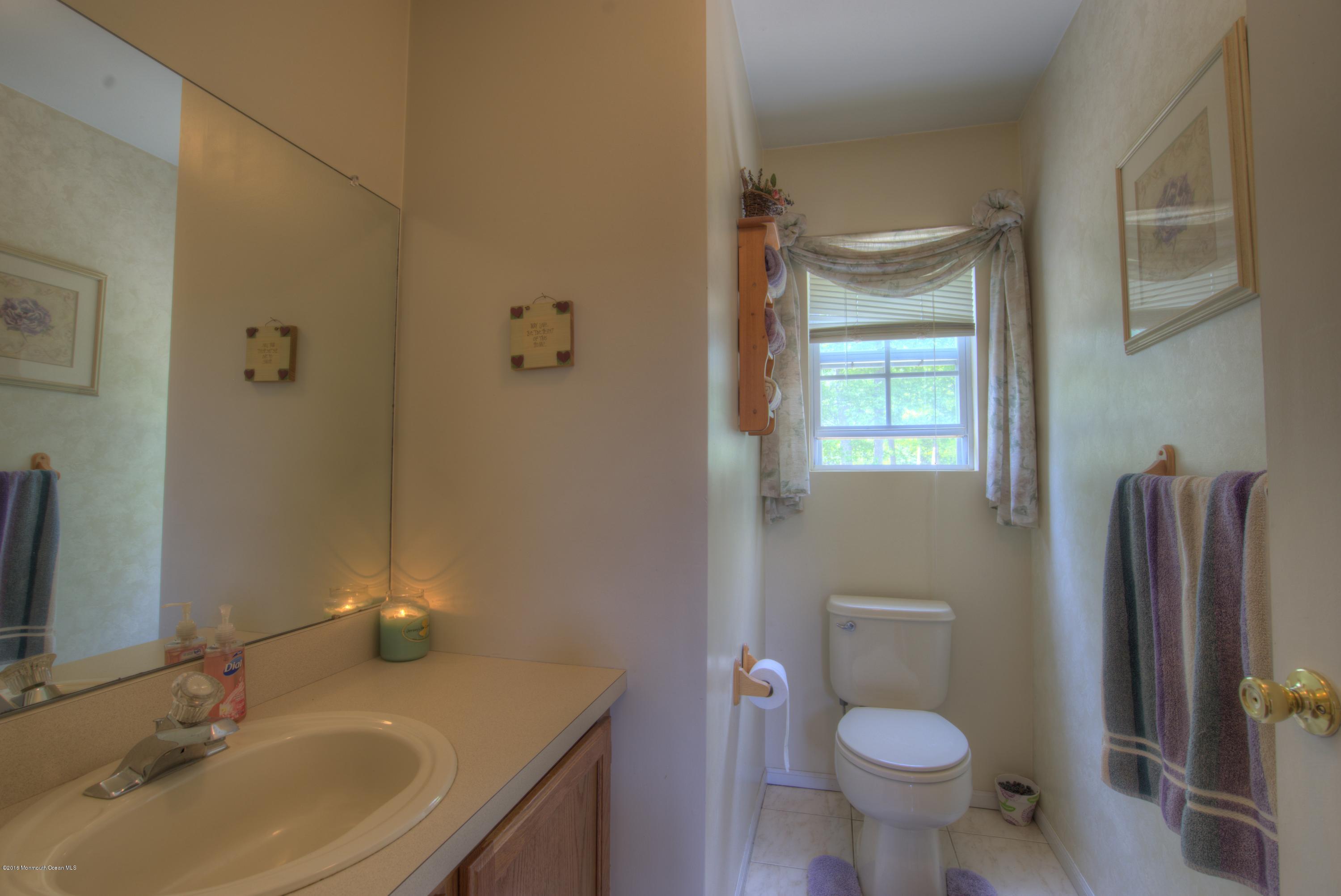 8 Yaffa Road Bayville, NJ 08721 - Photo 9 of 23 DSC00076_77_78_79_80