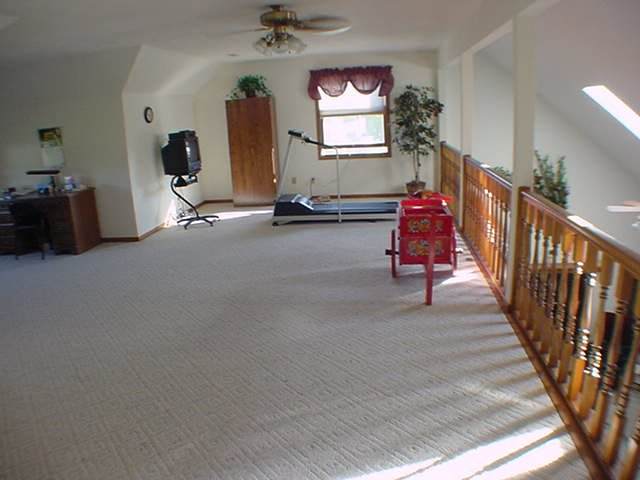 2447 California Road Pekin, IL 61554 - Photo 8 of 9 Gallery Image 8