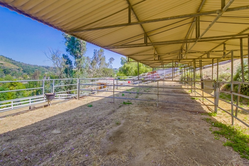 4594 La Canada Road Fallbrook, CA 92028 - Photo 22 of 25