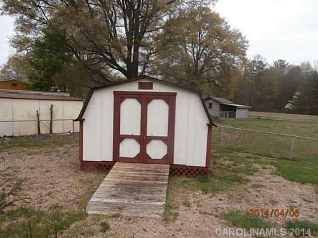 709 Linwood Road Kings Mountain, NC 28086 - Photo 14 of 15 Gallery Image 14