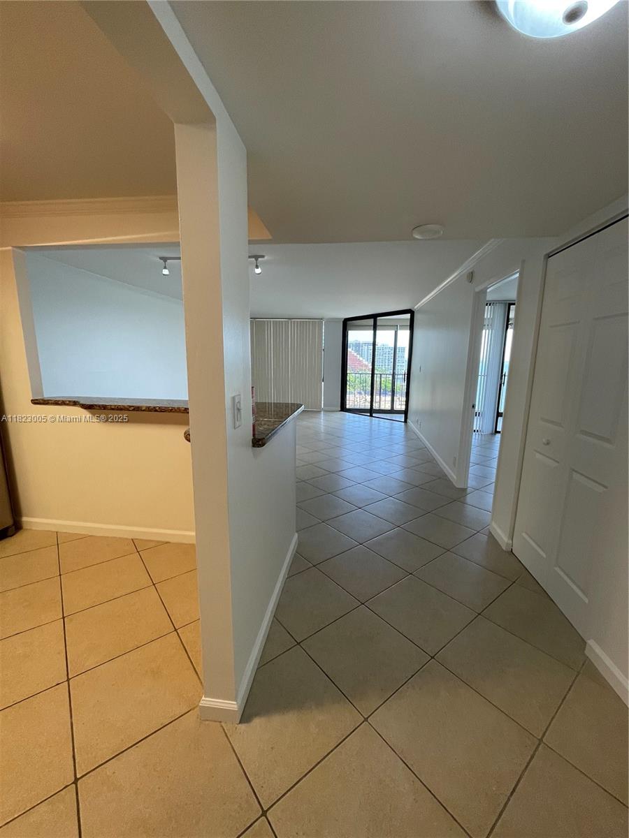 Brickell Place Miami, FL 33129 - Photo 18 of 24