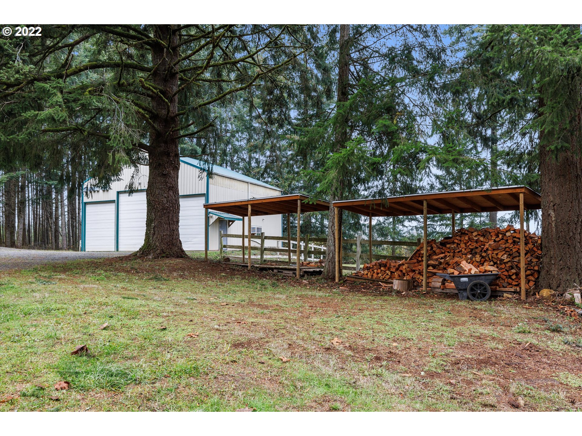 22226 South Lower Highland Road Beavercreek, OR 97004 - Photo 8 of 32 Gallery Image 8