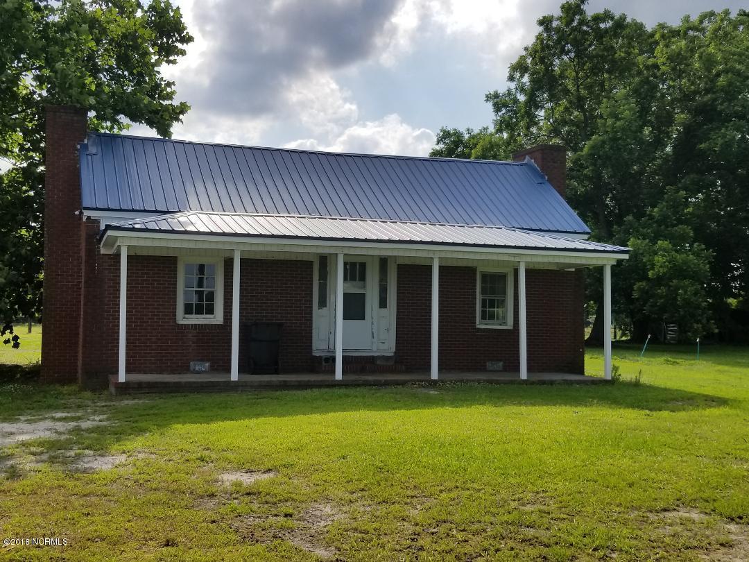 2540 Rogerson Road Robersonville, NC 27871 - Photo 1 of 9 Rogerson1