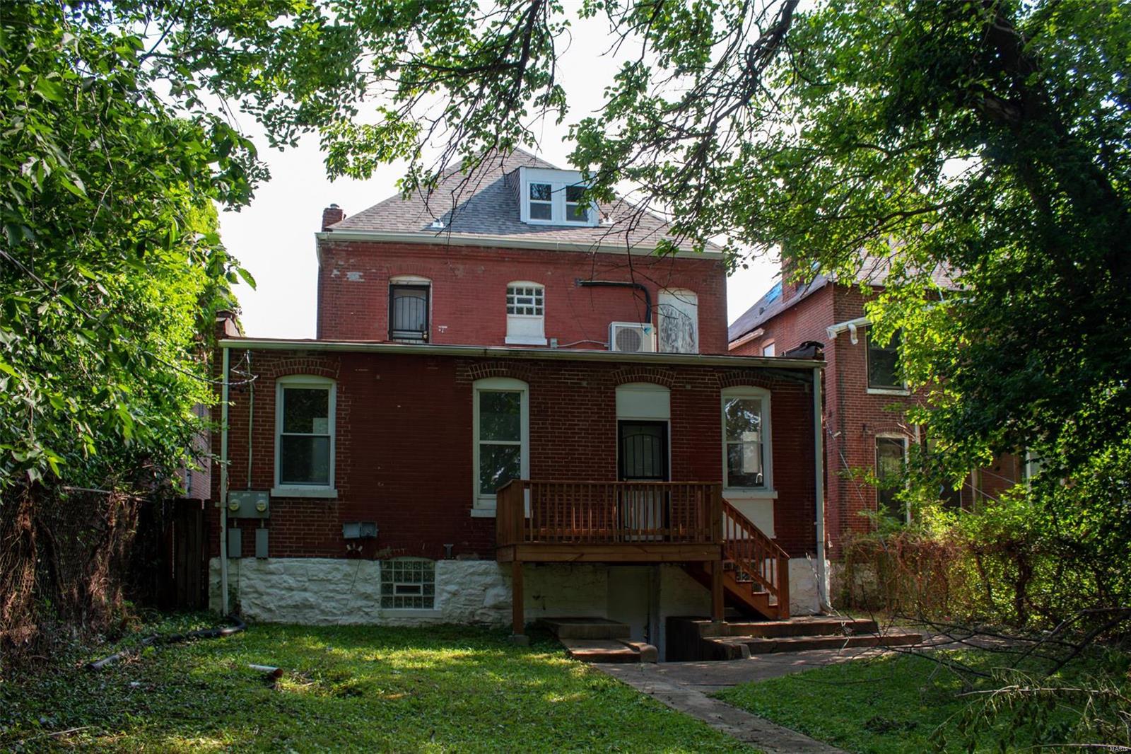 5230 Ridge Avenue St. Louis, MO 63113 - Photo 3 of 28 Gallery Image 3