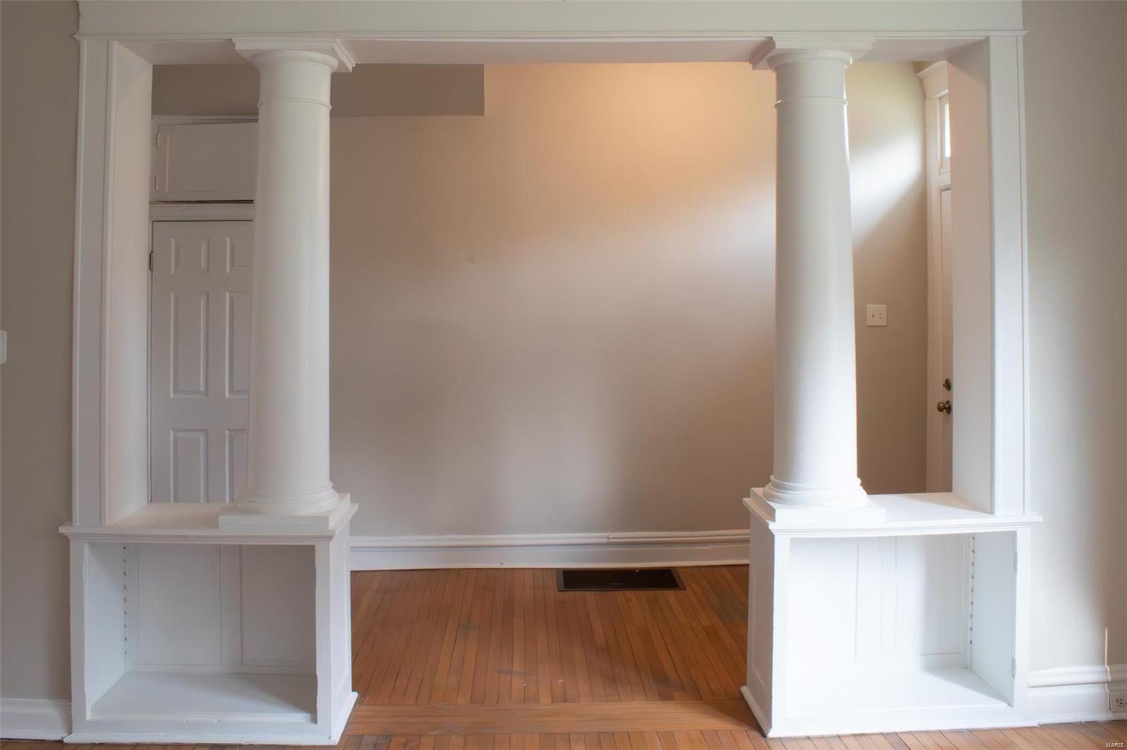 5230 Ridge Avenue St. Louis, MO 63113 - Photo 6 of 28 Gallery Image 6
