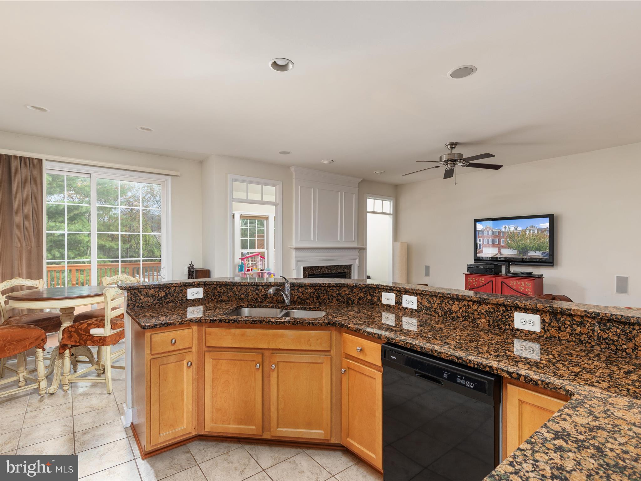 42858 Bittner Square Ashburn, VA 20148 - Photo 13 of 37 great natural light throughout home