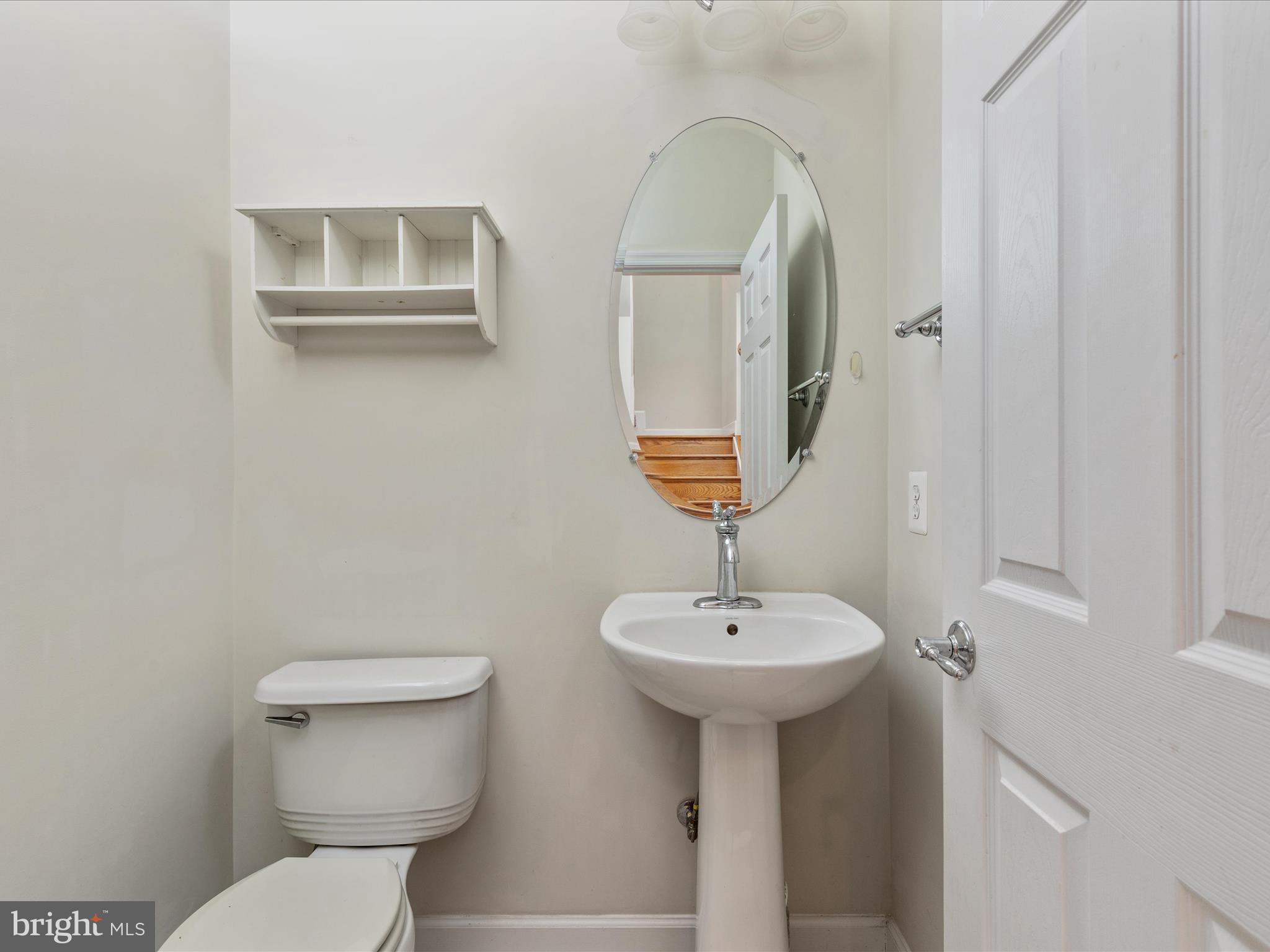 42858 Bittner Square Ashburn, VA 20148 - Photo 19 of 37 half bath on main level