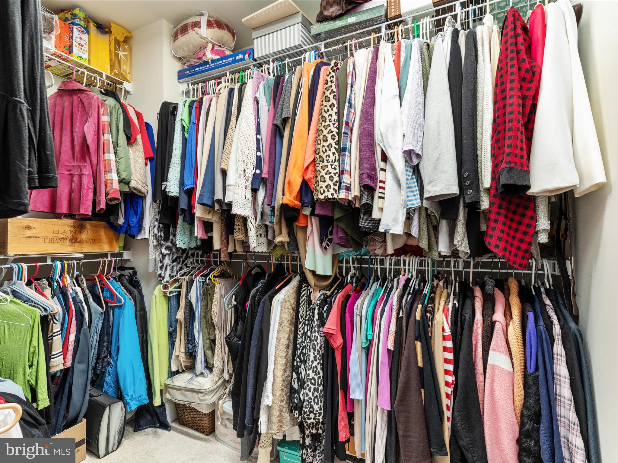 42858 Bittner Square Ashburn, VA 20148 - Photo 26 of 37 large walk-in closet in primary bedroom