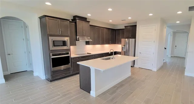 $3,650 | 9753 Lost Creek Drive, Winter Garden, FL 34787