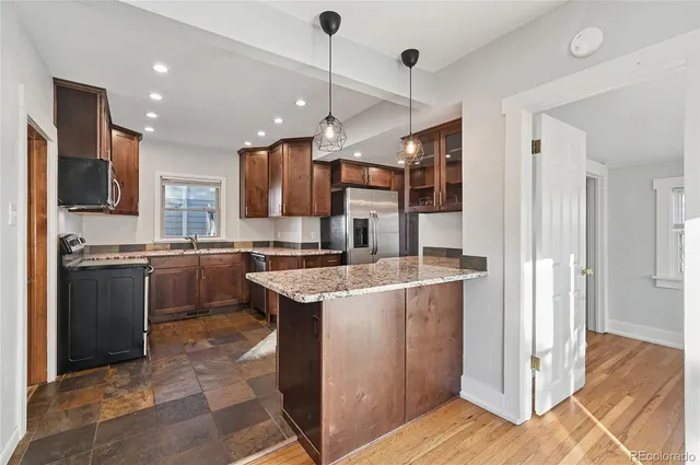 $3,000 | 2070 South Emerson Street, Denver, CO 80210