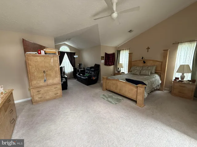 $800,000 | 18200 Littlebrooke Drive, Olney, MD 20832