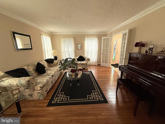 $800,000 | 18200 Littlebrooke Drive, Olney, MD 20832