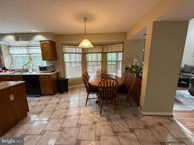 $800,000 | 18200 Littlebrooke Drive, Olney, MD 20832