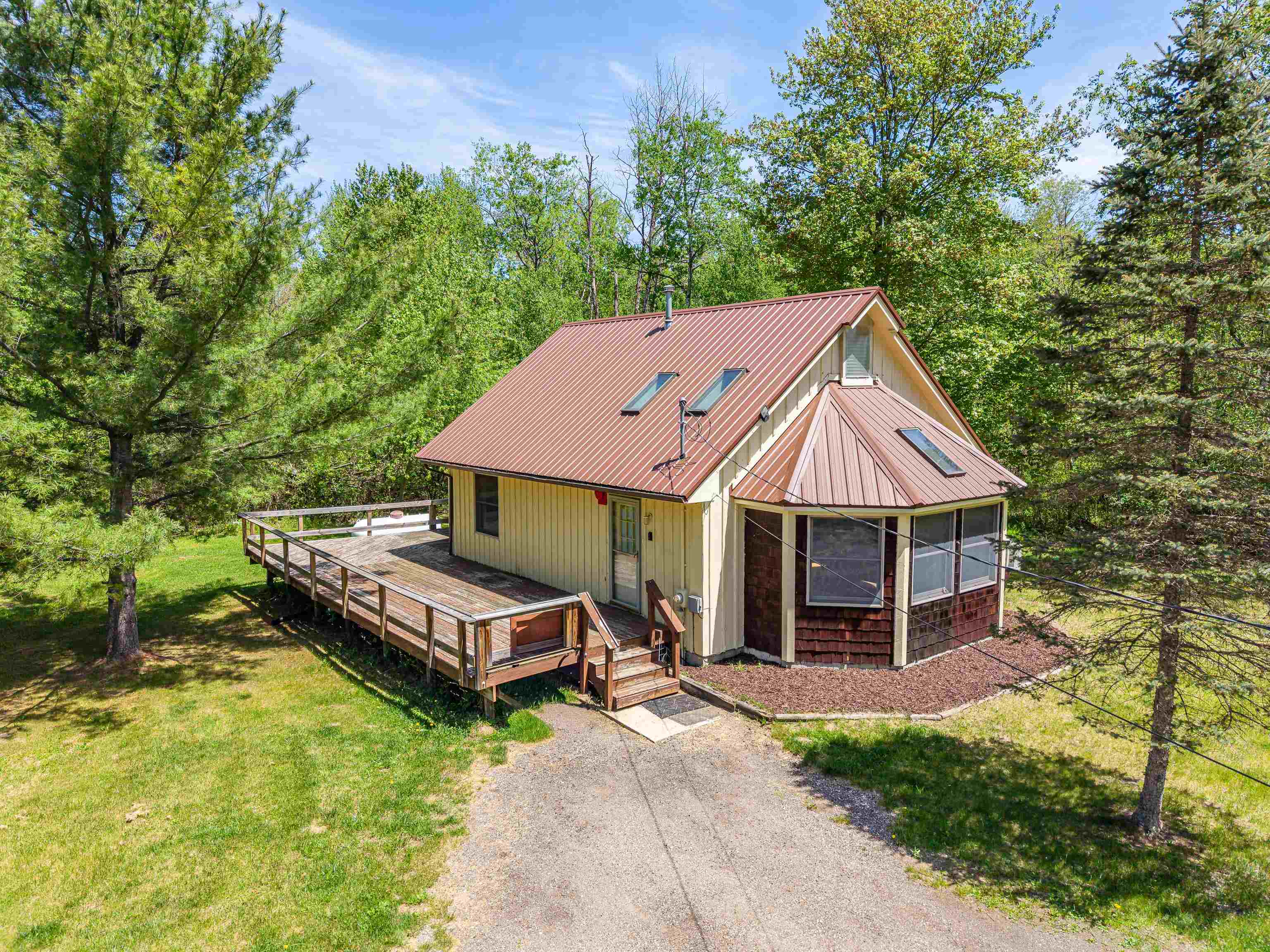 891 East Highwood Road Beaverton, MI 48612 - Photo 3 of 74