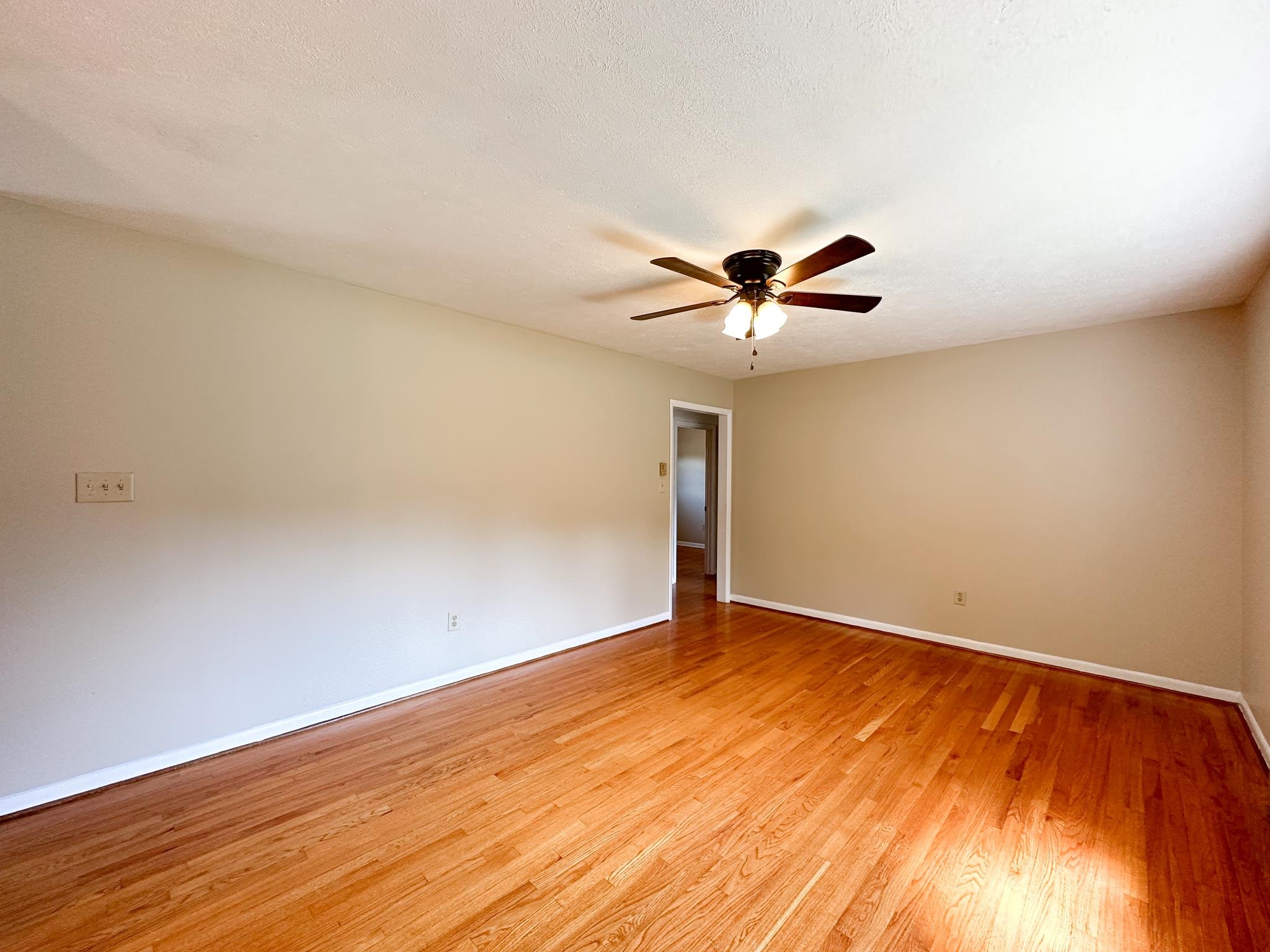 1055 Lyndhurst Road Waynesboro, VA 22980 - Photo 6 of 25 Gallery Image 6